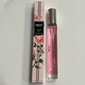 BNIB NEST New York Turkish Rose Rollerball fragrance ❣️FINAL PRICE❣️